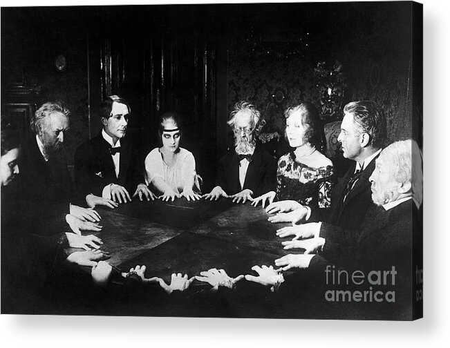 Art Acrylic Print featuring the photograph Seance Scene In Dr. Mabuse The Gambler by Bettmann