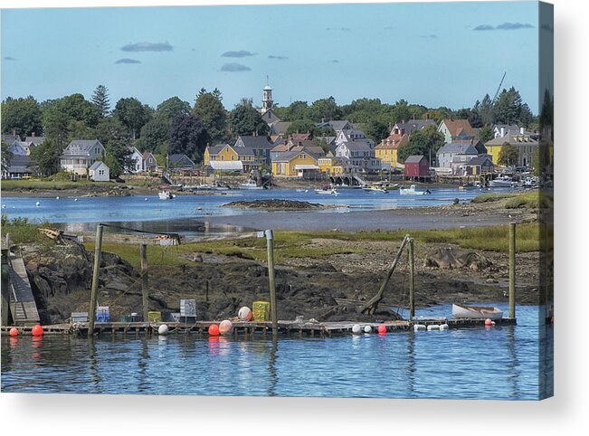 New England Acrylic Print featuring the photograph Strawberry Banks at Low Tide by Mike Martin