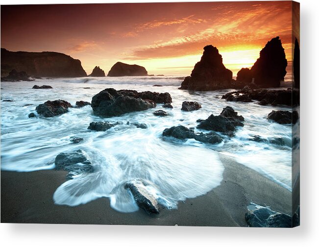 Scenics Acrylic Print featuring the photograph Sunset At Rodeo Beach by Can Balcioglu