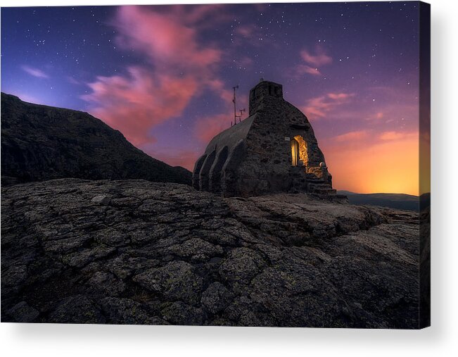 Mountains Acrylic Print featuring the photograph The Mountain Shelter by Juan Lpez Ruiz