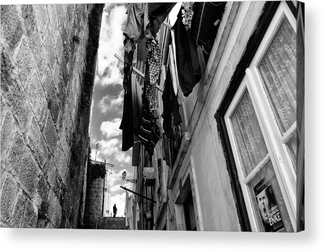 Bnw Acrylic Print featuring the photograph Up Town by Josefina Melo