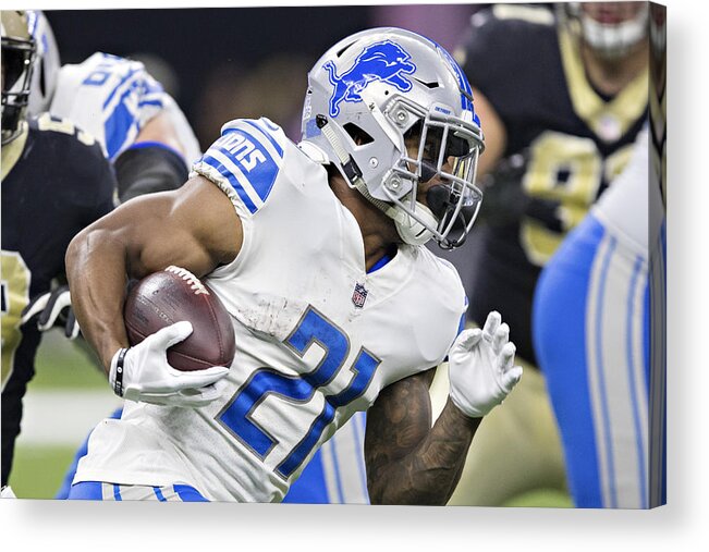 Three Quarter Length Acrylic Print featuring the photograph Detroit Lions v New Orleans Saints #2 by Wesley Hitt