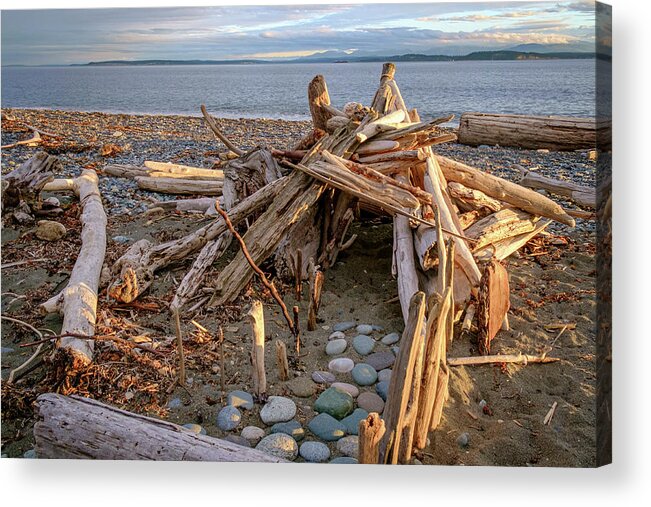 Shore Acrylic Print featuring the photograph A Not So Secret Hideaway by Mary Lee Dereske