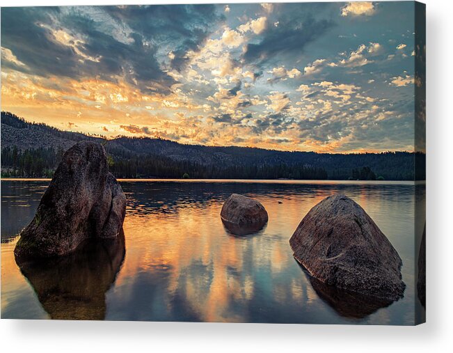 Hiking Acrylic Print featuring the photograph Antelope Dawn by Mike Lee