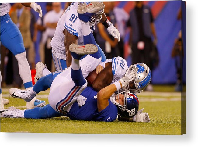 People Acrylic Print featuring the photograph Detroit Lions v New York Giants by Jim McIsaac