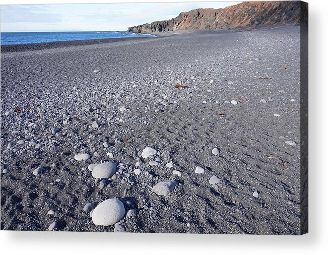 Iceland Acrylic Print featuring the photograph Iceland Black Beach with Rocks by Yvonne Jasinski