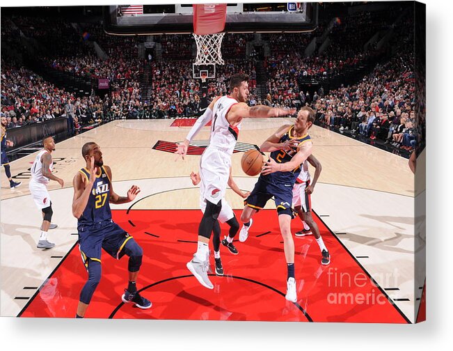 Nba Pro Basketball Acrylic Print featuring the photograph Joe Ingles by Sam Forencich