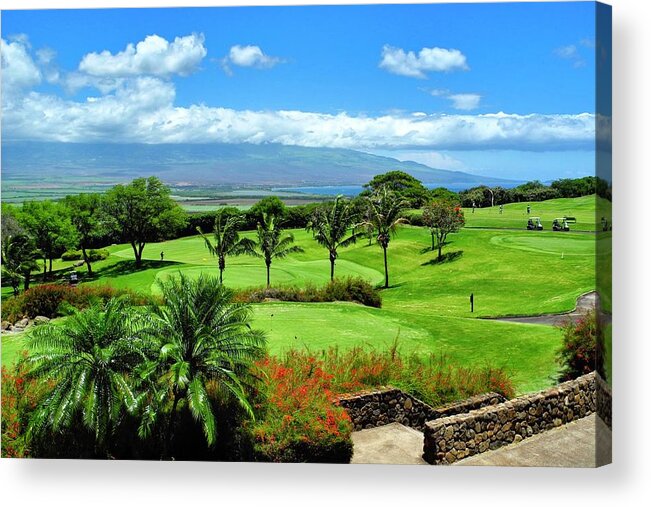 Kahili Golf Course Acrylic Print featuring the photograph Kahili Golf Course 18th Green by Kirsten Giving