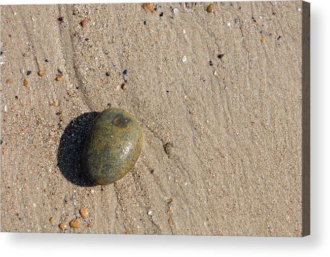 United Kingdom Acrylic Print featuring the photograph Lone pebble at low tide by Richard Donovan