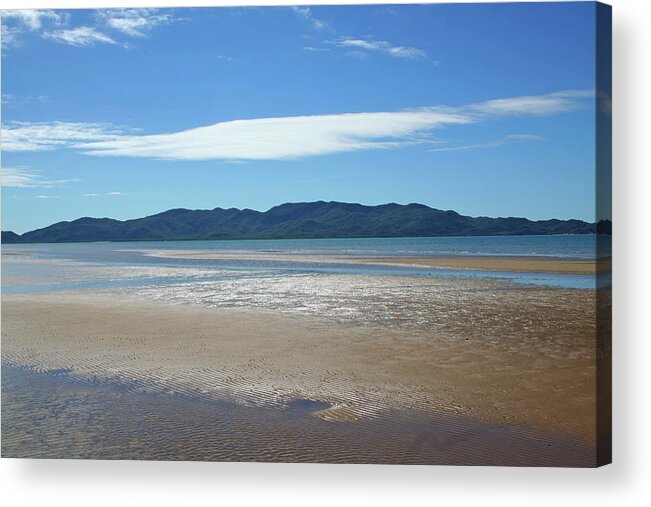 Island Acrylic Print featuring the photograph Magnetic View by Maryse Jansen