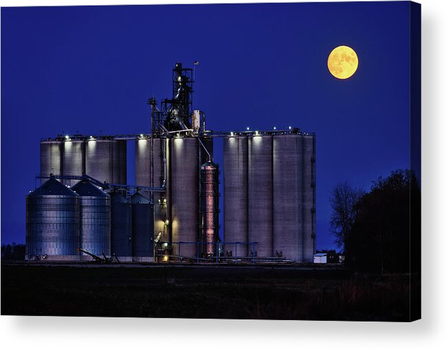 Cendak Acrylic Print featuring the photograph October's Hunter's Moon rises above Cendak Elevator at Leeds ND by Peter Herman