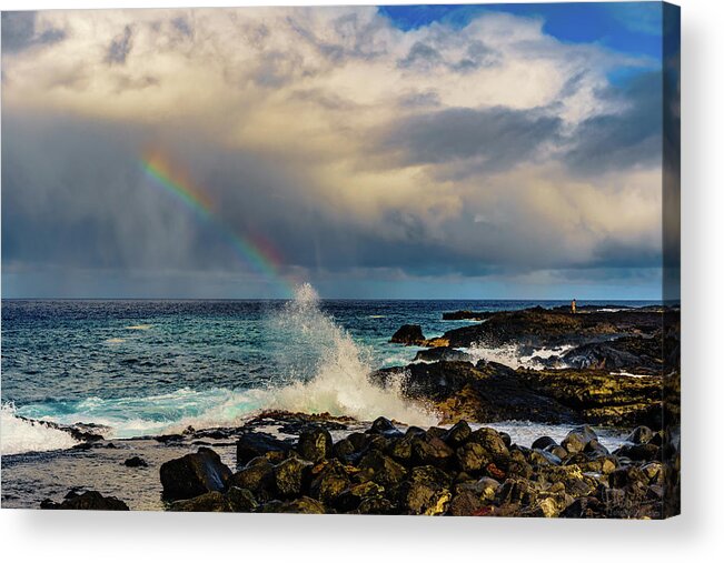 Hawaii Acrylic Print featuring the photograph Rainbow and Splash by John Bauer