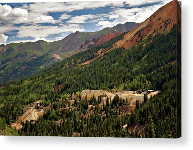 Abandoned Acrylic Print featuring the digital art Red Mountain Mining - 550 View by Lana Trussell