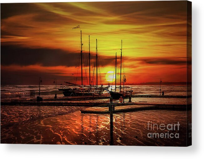 Sun Acrylic Print featuring the photograph Sunset at Sea by Shelia Hunt