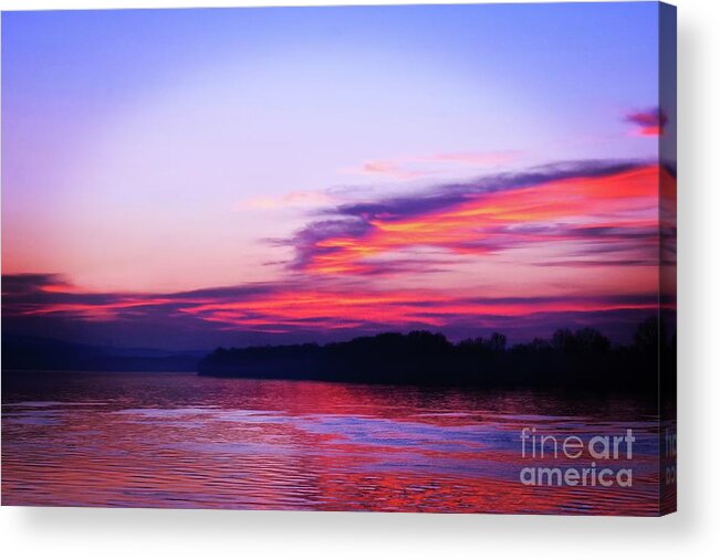 Harmony Acrylic Print featuring the photograph Sunset Harmony Lines by Leonida Arte