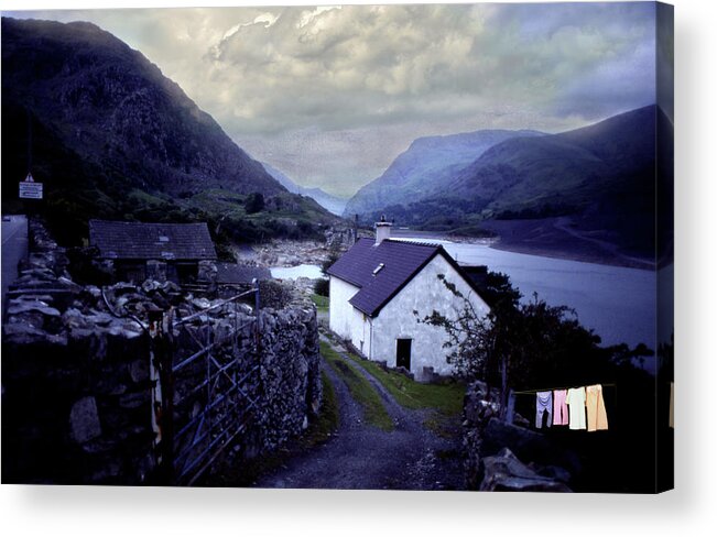 Wash Acrylic Print featuring the photograph Washday at the White Cottage by Wayne King