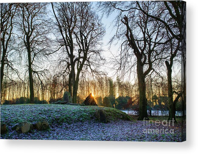 Wayland's Smithy Acrylic Print featuring the photograph Waylands Smithy Winter Sunrise by Tim Gainey