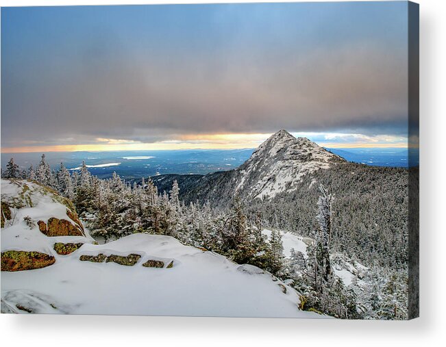 52 With A View Acrylic Print featuring the photograph Winter Sky Over Mount Chocorua by Jeff Sinon