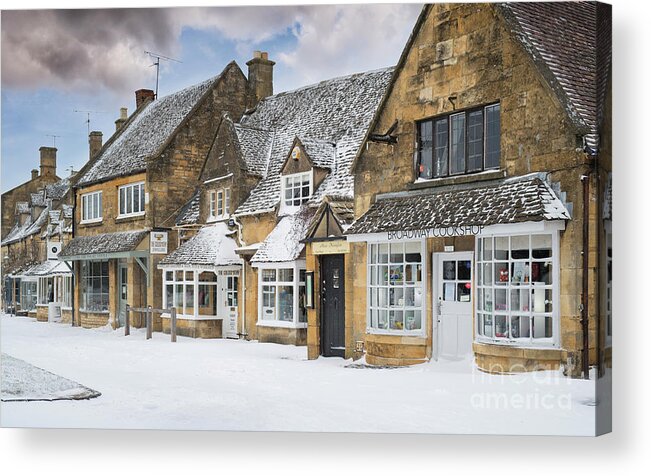 Broadway Acrylic Print featuring the photograph Winter Snowfall in Broadway by Tim Gainey