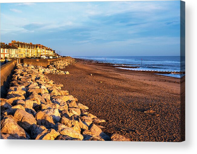 Withernsea Seafront Acrylic Print featuring the photograph Withernsea Seafront and Beach by Tim Hill