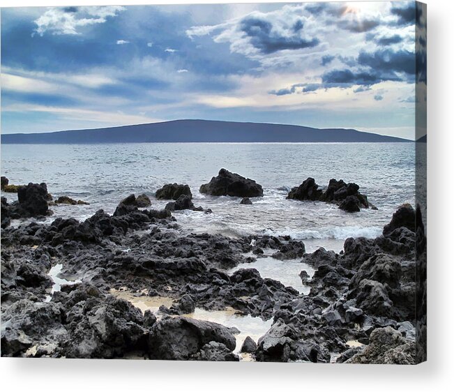 Hawaii Acrylic Print featuring the photograph Big Beach 23 by Dawn Eshelman