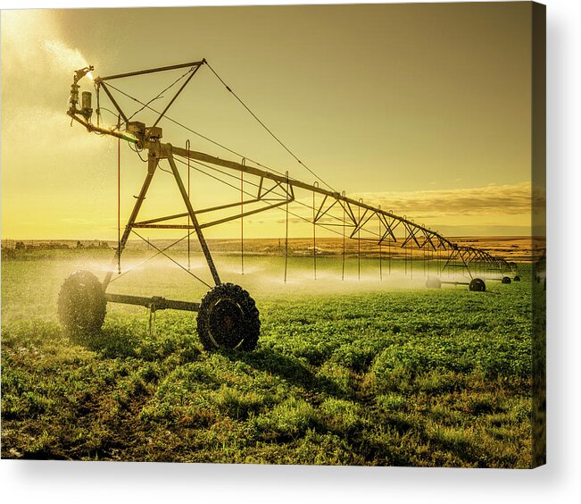 Non-urban Scene Acrylic Print featuring the photograph Irrigator Machine At Palouse by Chinaface