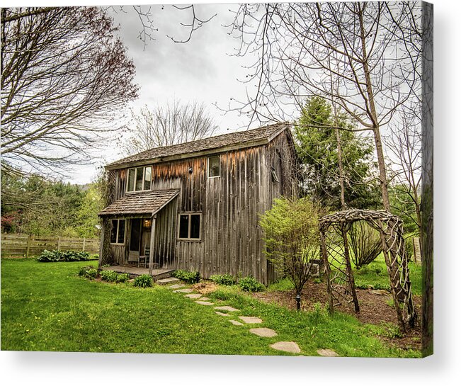 Valle Crucis Acrylic Print featuring the photograph Mast Farm House 3 by Cynthia Wolfe