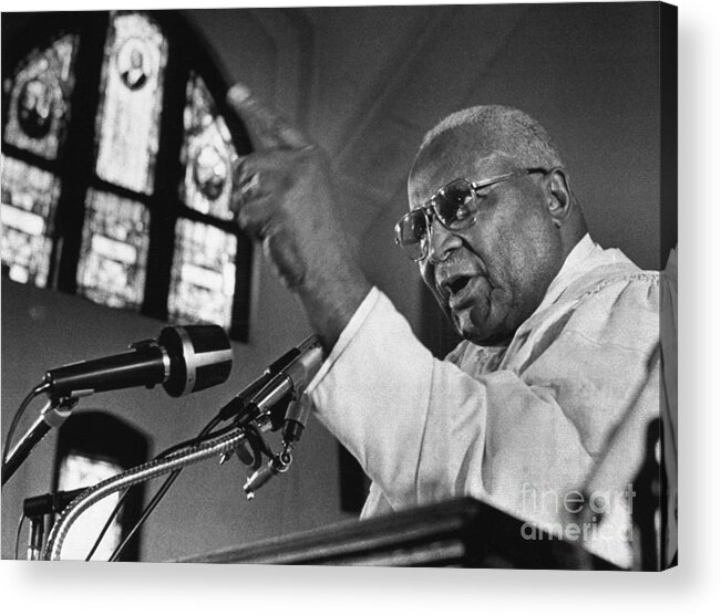 People Acrylic Print featuring the photograph Martin Luther King, Sr. Preaching by Bettmann