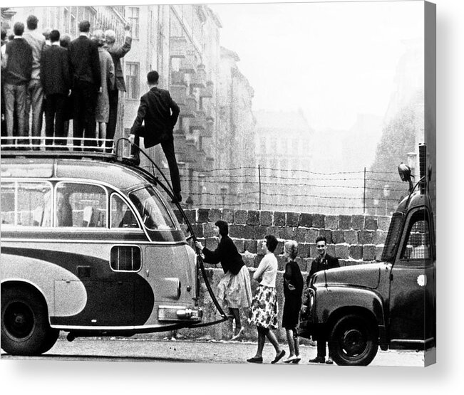 Berlin Acrylic Print featuring the photograph Tourists Before The Berlin Wall 1961 by Keystone-france