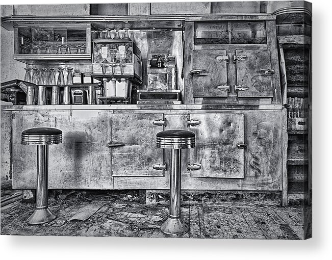 Valentine Diner Acrylic Print featuring the photograph Dinner at the Diner by Priscilla Burgers