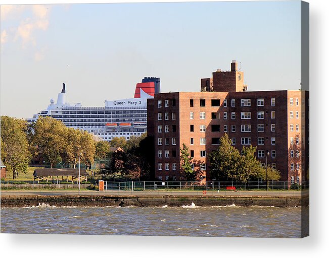 New York City Acrylic Print featuring the photograph Queen Mary 6 by Andrew Fare
