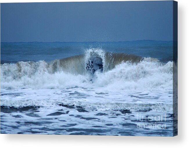 Waves Acrylic Print featuring the photograph Dancing Of The Waves by Erhan OZBIYIK