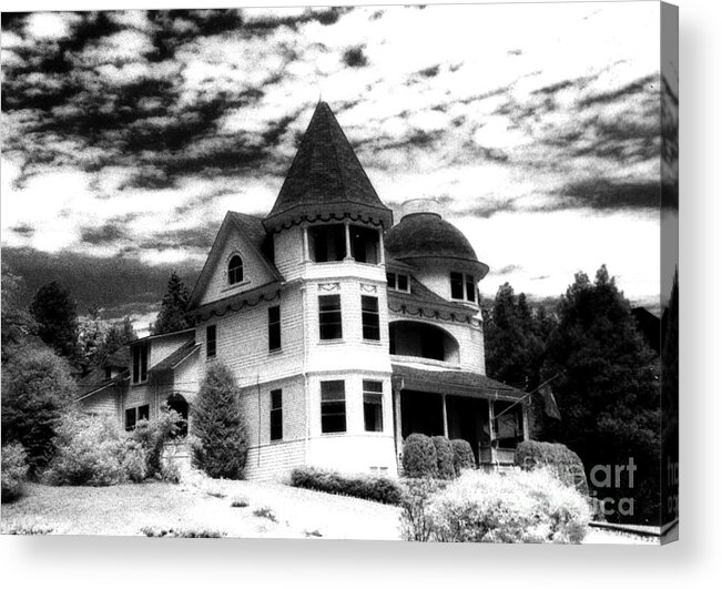 Mackinac Island Michigan Acrylic Print featuring the photograph Surreal Black White Mackinac Island Michigan Infrared Victorian Home by Kathy Fornal
