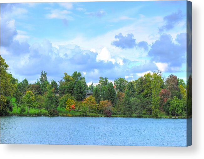  Acrylic Print featuring the photograph Autumn's Beauty at Hoyt Lake by Michael Frank Jr
