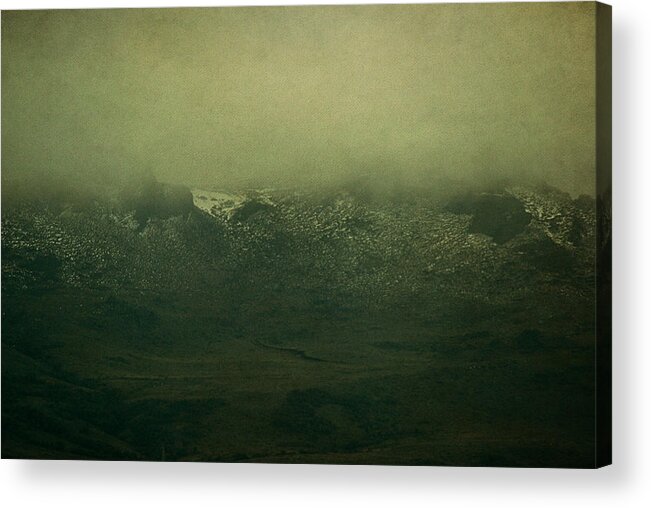 Landscape Acrylic Print featuring the photograph The Rare Old Mountain View by Osvaldo Hamer