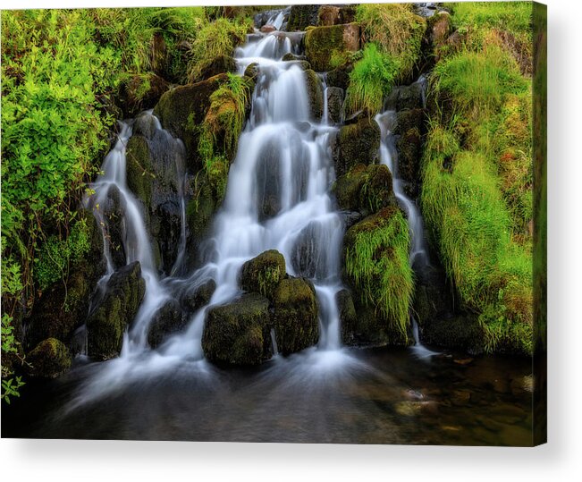 Waterfall Acrylic Print featuring the photograph Bride's Veil by Rob Davies