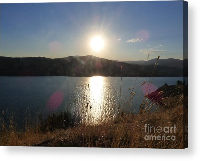 Lake Roosevelt Acrylic Print featuring the photograph Lake Roosevelt Sun by Charles Robinson