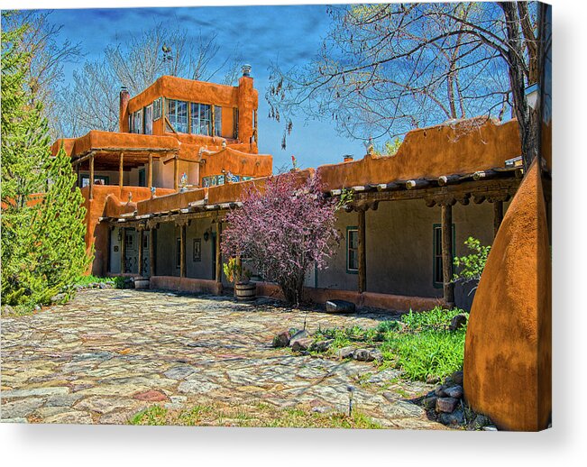  Mabel Acrylic Print featuring the photograph Mabel's Courtyard by Charles Muhle