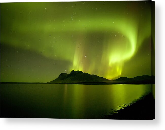 Landscape Acrylic Print featuring the photograph Auroras Heart by orsteinn H. Ingibergsson