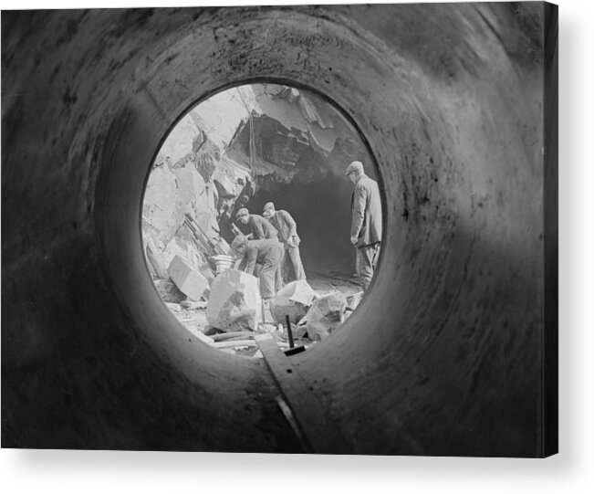 Scotland Acrylic Print featuring the photograph Construction Workers by Fox Photos