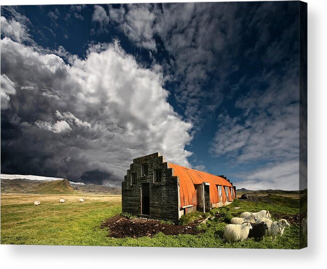 Farmhouse Acrylic Print featuring the photograph Incoming Storm by orsteinn H. Ingibergsson