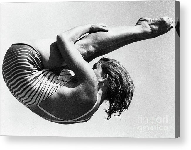 Pat Mccormick - Diver Acrylic Print featuring the photograph Patricia Mccormick Diving In Olympics by Bettmann