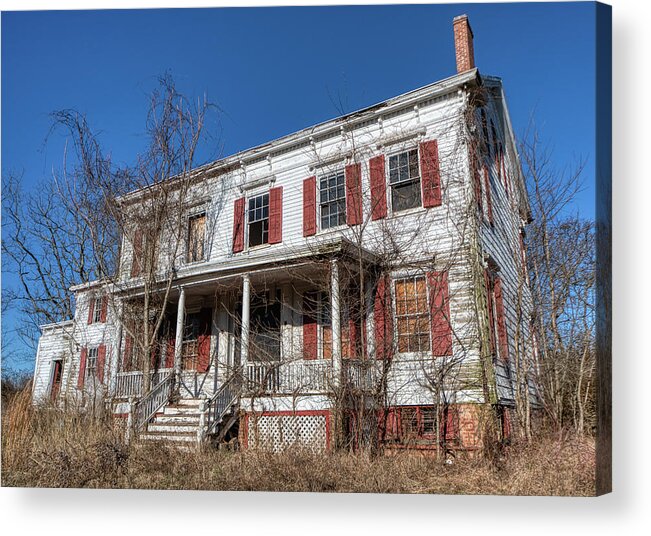 Voorhees Acrylic Print featuring the photograph Haunted Farm Mansion by David Letts