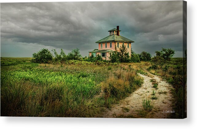 Pink House Acrylic Print featuring the photograph The Pink House by Jim Carlen
