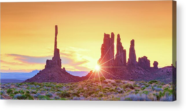 Arizona Landmark Acrylic Print featuring the photograph Totem pole 3 by Giovanni Allievi