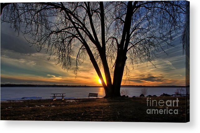 Winter Acrylic Print featuring the photograph Radiant Sunset by Rod Best