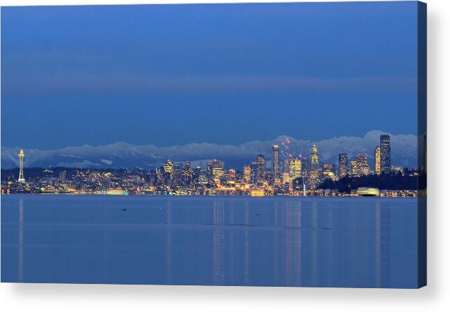 Cascade Mountains Acrylic Print featuring the photograph Seattle Surrounded by Blue by E Faithe Lester