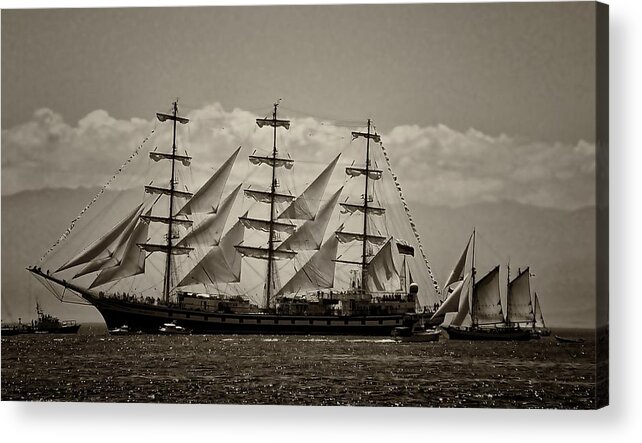 Ocean Acrylic Print featuring the photograph The Palada by Robert Knight