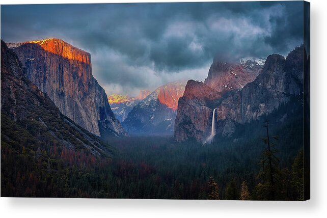 Yosemite Acrylic Print featuring the photograph The Yin And Yang Of Yosemite by Michael Zheng