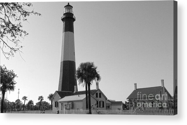 Tybee Acrylic Print featuring the photograph Tybee Lighthouse 1 by D Wallace